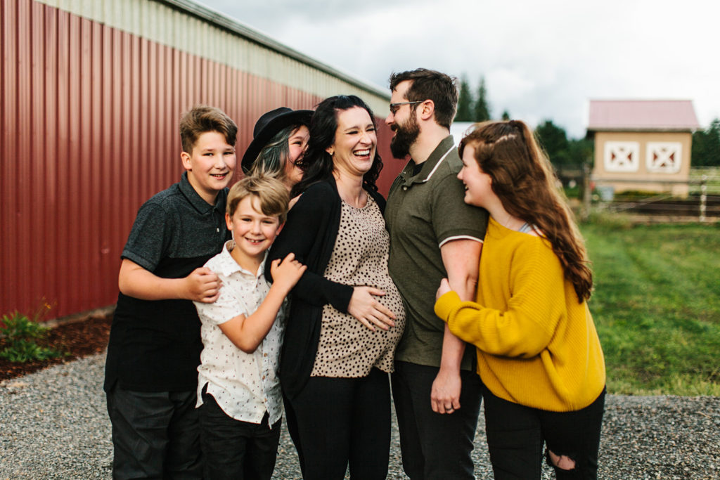 Newborn Lifestyle Photography 
Fort Wayne Indiana & Seattle Washington
Fort Wayne Maternity Photographer
Seattle Maternity Session